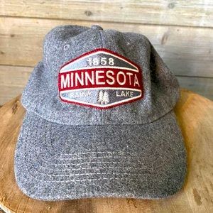 NWT Blue 84 wool gray cap with adjustable leather strap.